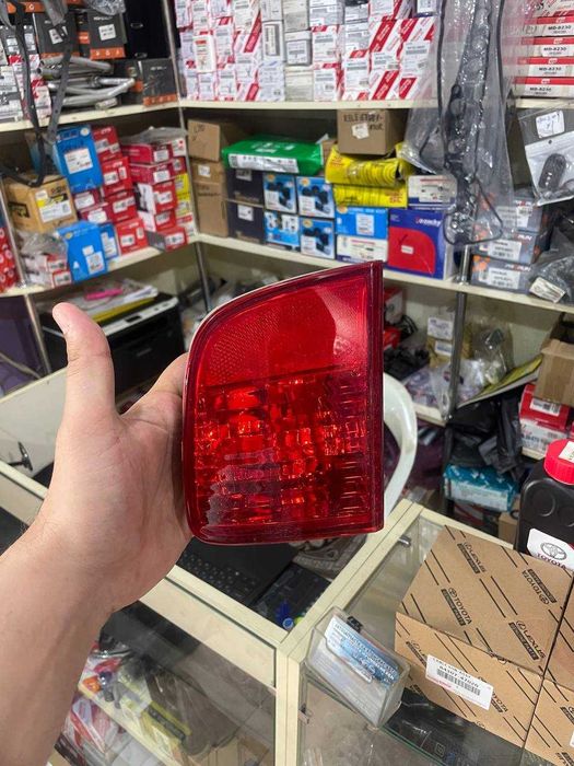 Toyota Avtomobillari uchun Orqa Otrjyatel (Dublikat)