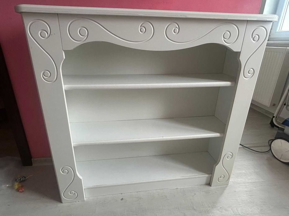 Mobila tineret ( fete)