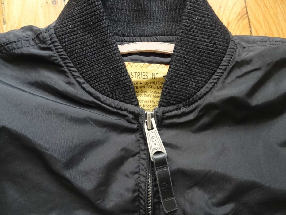 alpha industries S bomber