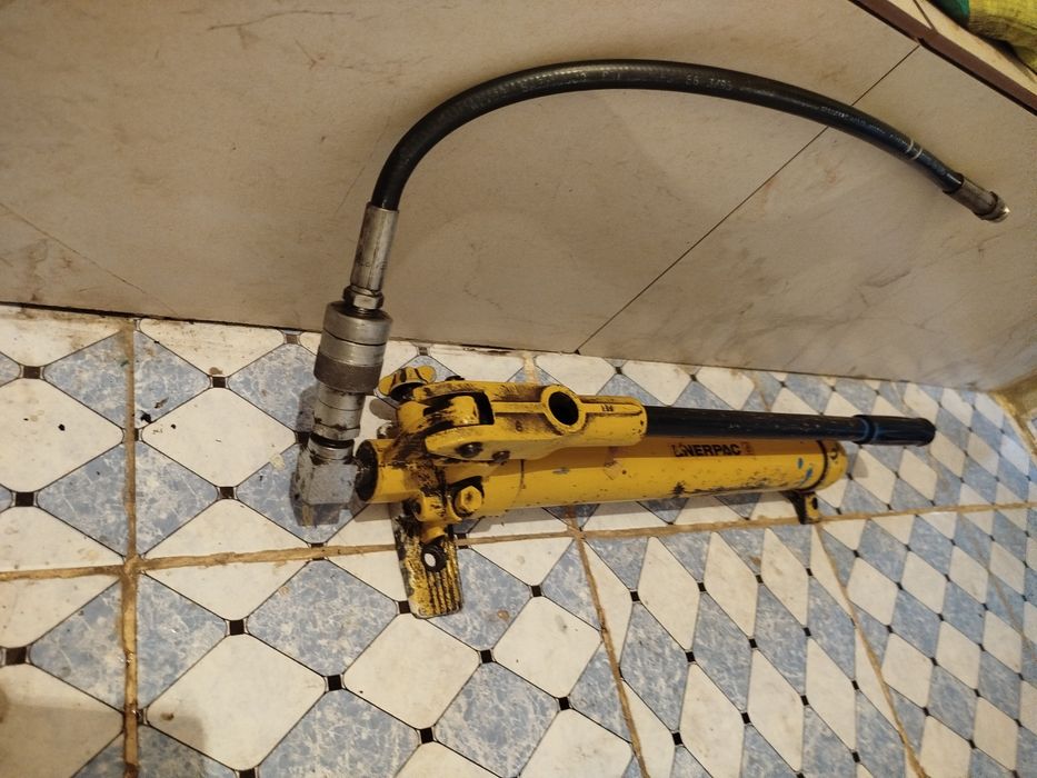 Гидравлический домкрат