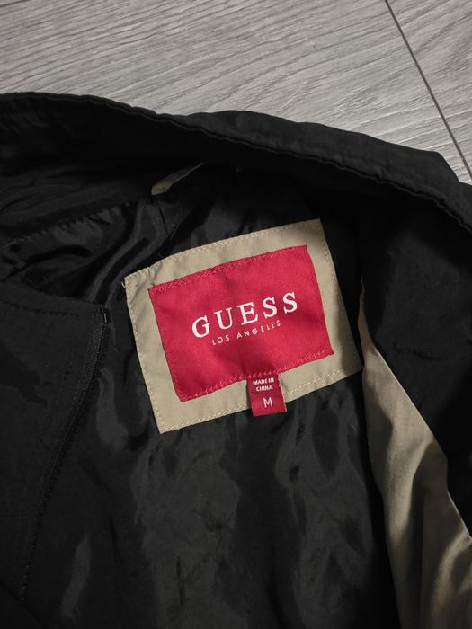 Ветровка Guess размер М