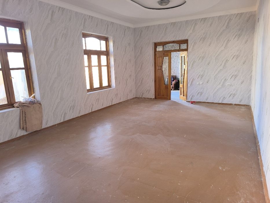 Hovli sotiladi 5 sutix