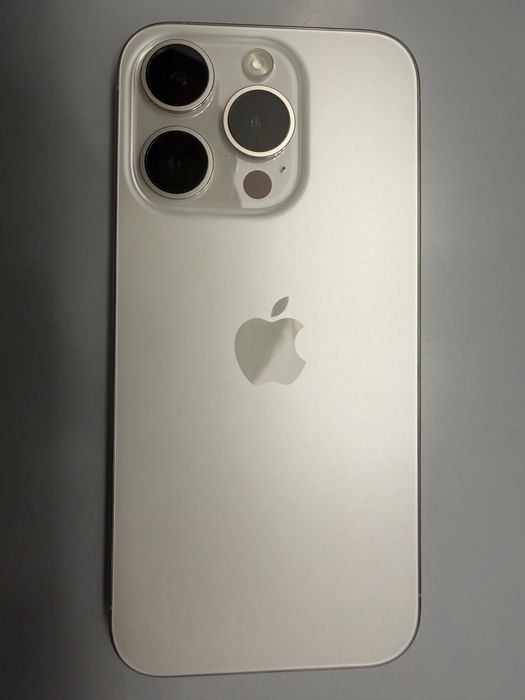 iPhone 15 Pro, 256 GB, White