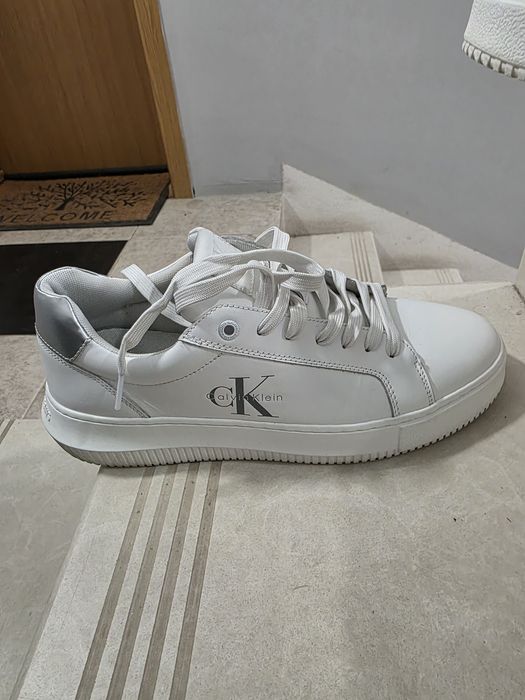 Оригинални кецове естествена кожа