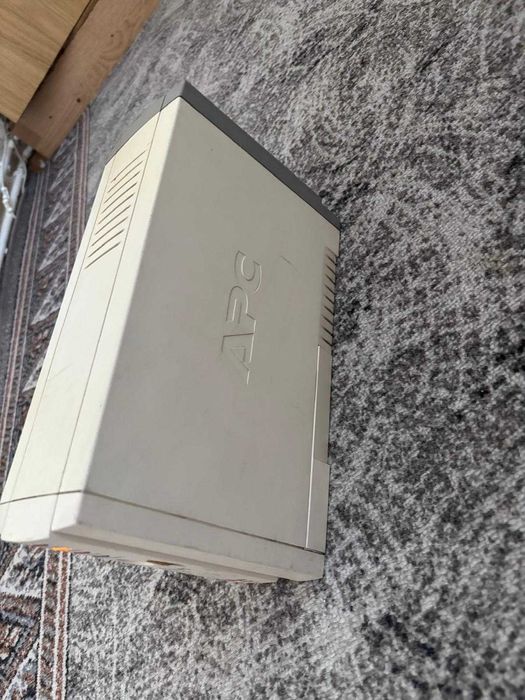 UPS APC Back UPS CS 650