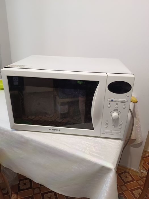 Продам микроволновку самсунг