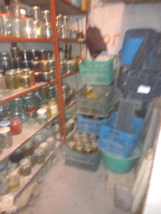 Почистване на тавани мазета гаражи. Апартаменти и къщи