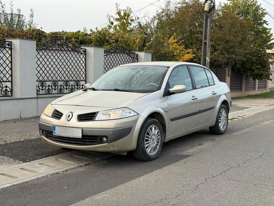 RENAULT Megane