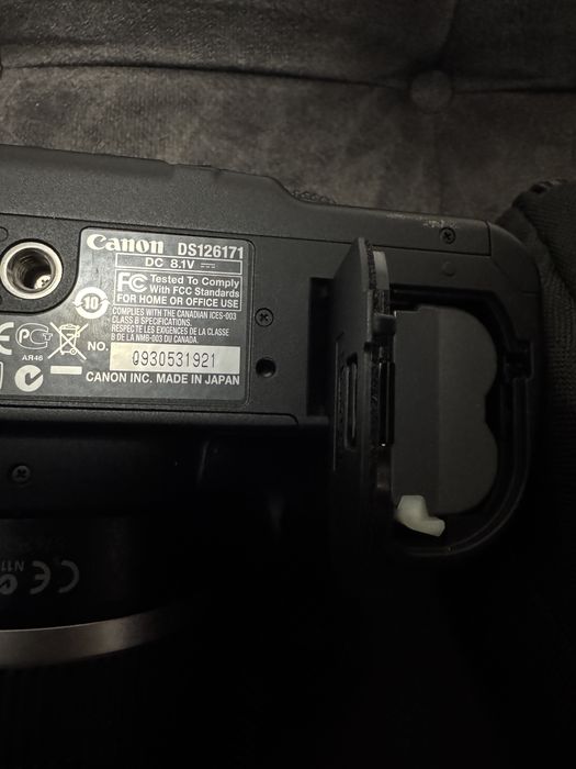 Фотоапарат Canon