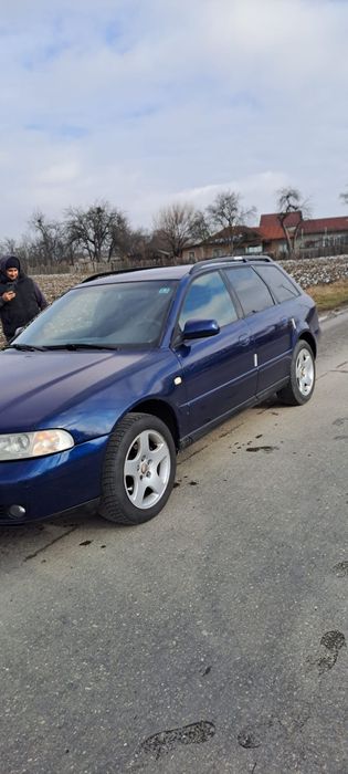 Audi a 4  1.6 benzina