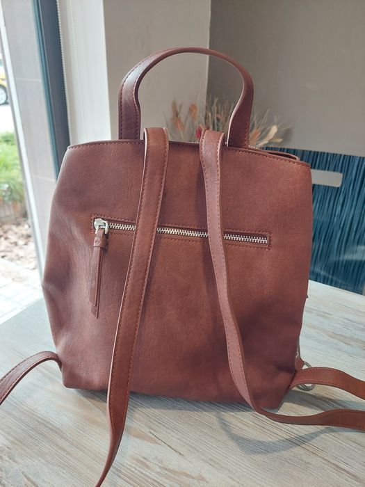 Нова раница  Desigual