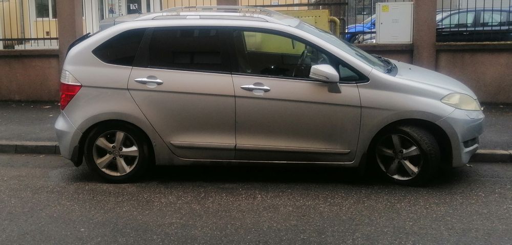 Vând autoturism Honda