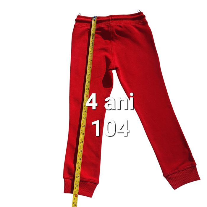 Pantaloni 4 ani trening noi 104, roșu și gri, C&A grosi, baieti, fete