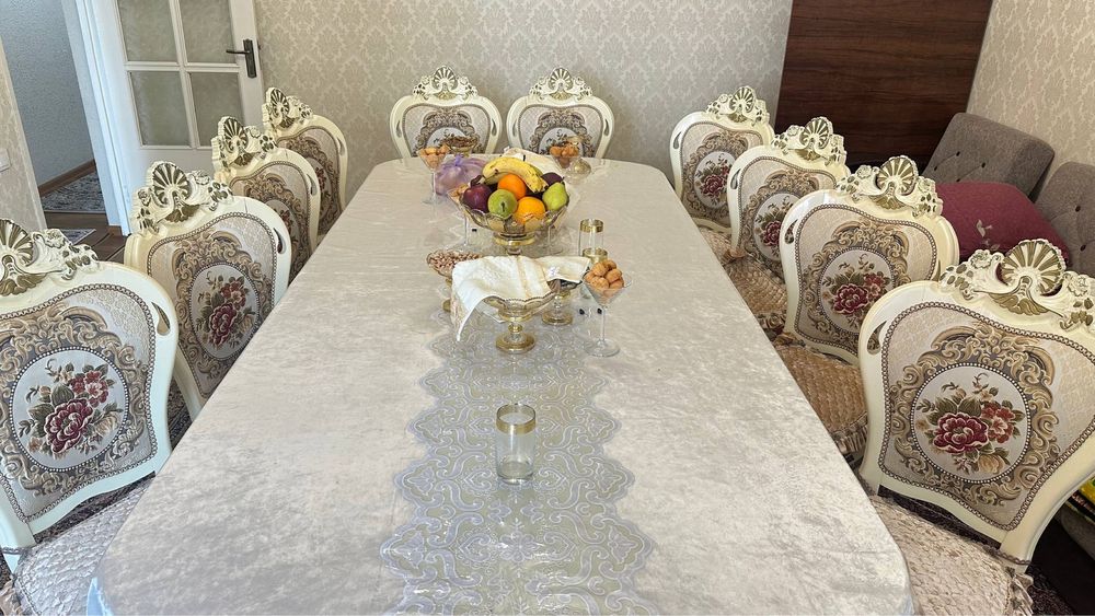 Стол стул продается ! В хорошем состоянии