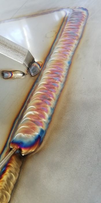 Заварчик АРГОН и Со2 МЕТАЛНИ КОСТРУКЦИИ Заваряване  Аргончик Заварки