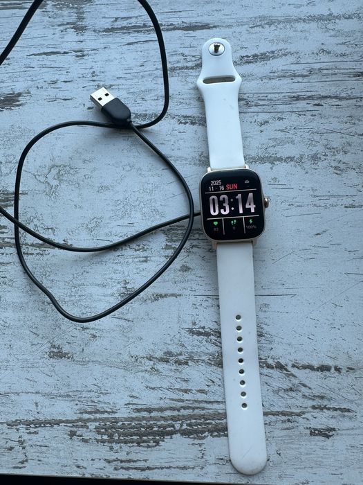 Смарт часовник AmazFit GTS 3