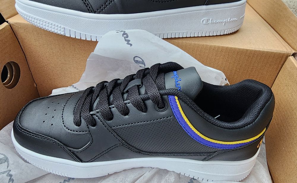 Adidași Champion Damă