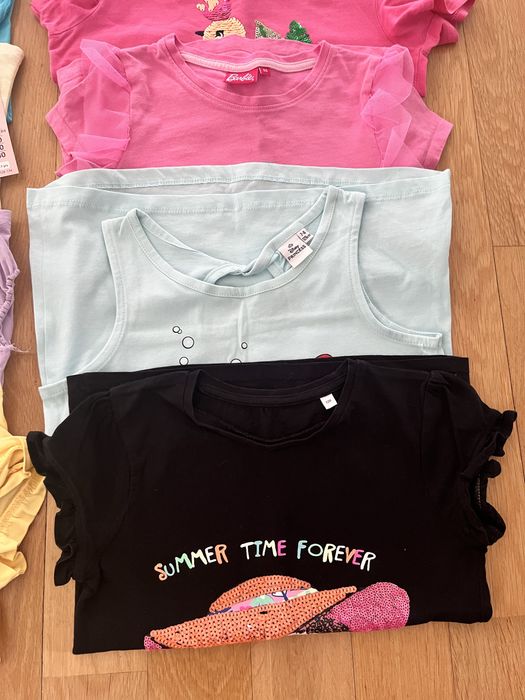 Lot 12 tricouri fete, masuri 122-128