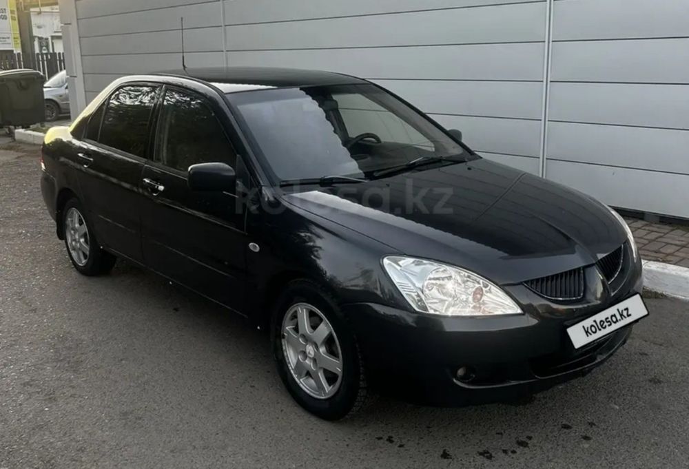 Митсубиси лансер