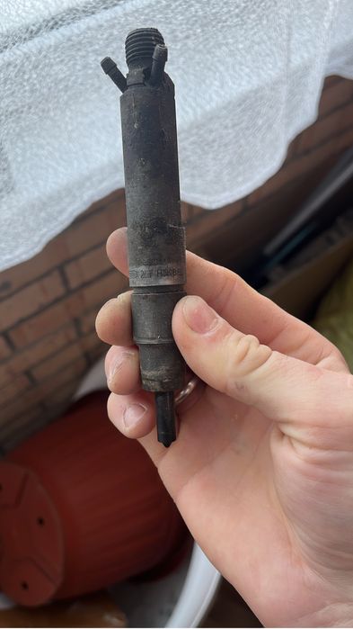 1.9TDI форсунки , консоль гольф 3