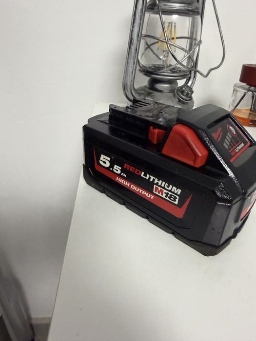 Vand Baterie Milwaukee M18 5.5 Amperi High Output