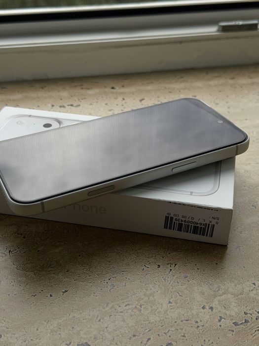 Продам iphone 17 pro max,в цвете silver на 512 гб