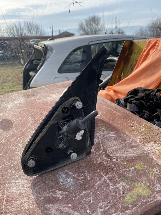 Огледало дясно за рено клио 2