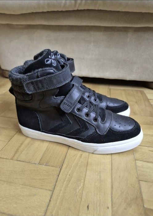 Pantofi sport de iarnă Hummel Stadil JR - 38 (24 cm)