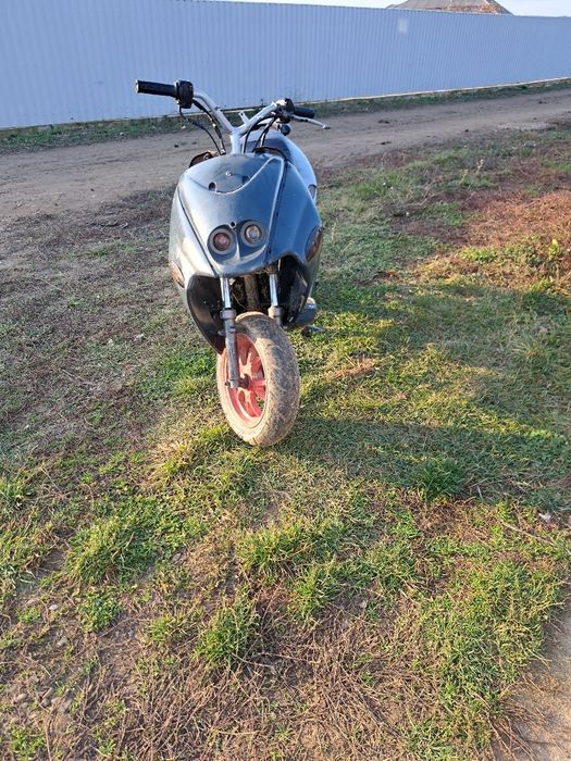 Vând atv stare bună