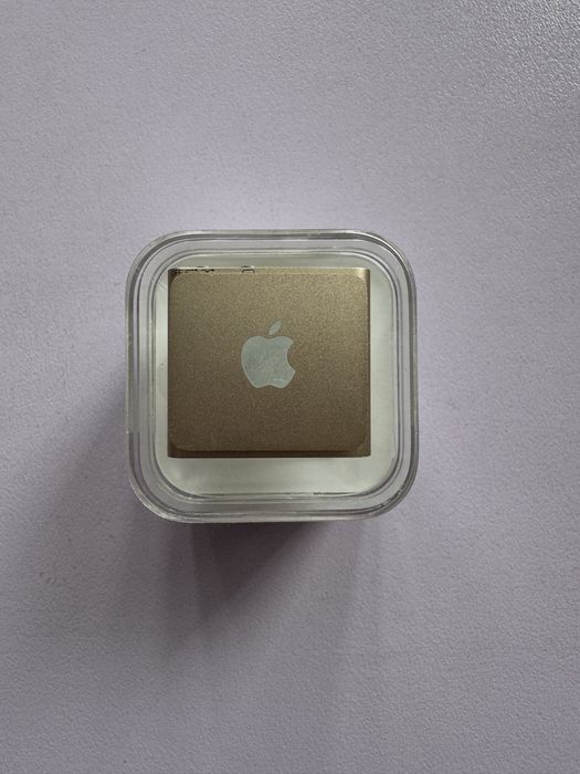Apple Ipod shiffle gold