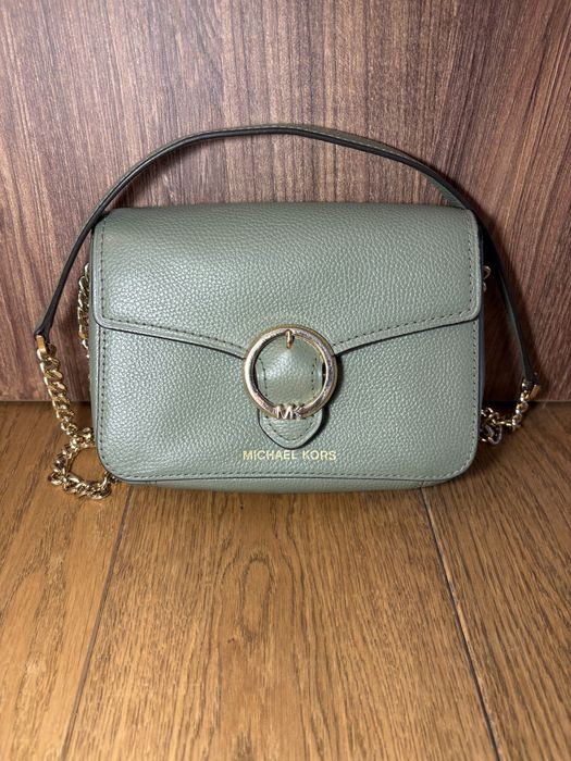 Дамска чанта Michael Kors в добро състояние