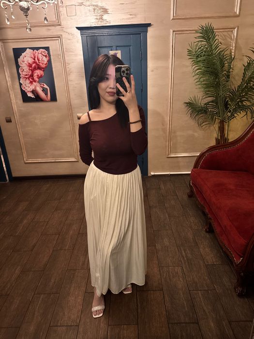 Платья и юбка новое