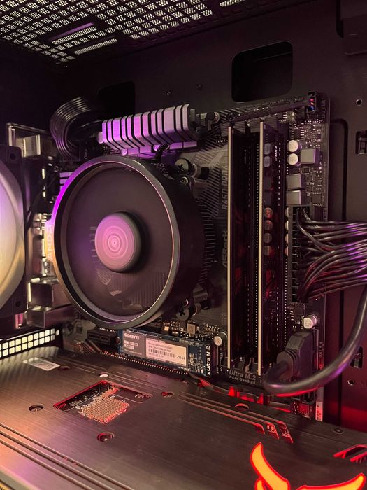 Геймърски компютър АMD Ryzen 5 5500, RX 6700XT 12GB, 16GB ram