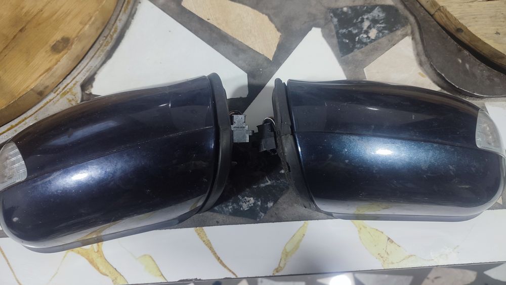 Мерседесга 202 210  кузов эхтиёт қисмлари сотилади. Люкли том. Эшиклар