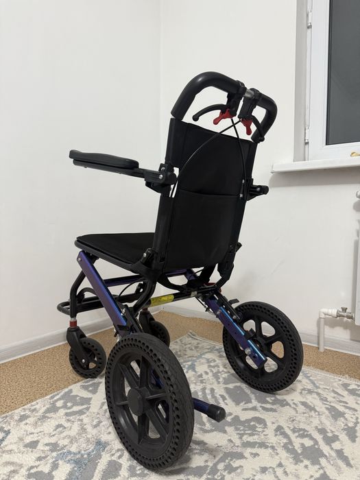 Коляска инвалидная