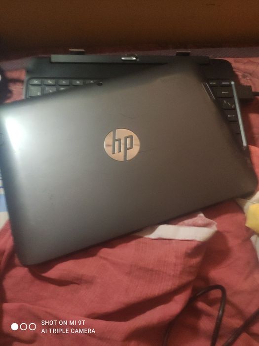 Продам планшет трансформер HP на запчасти