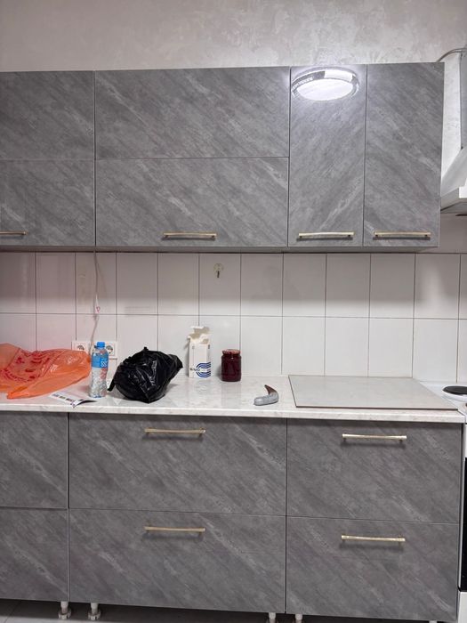 Продаю кухоный гарнитур