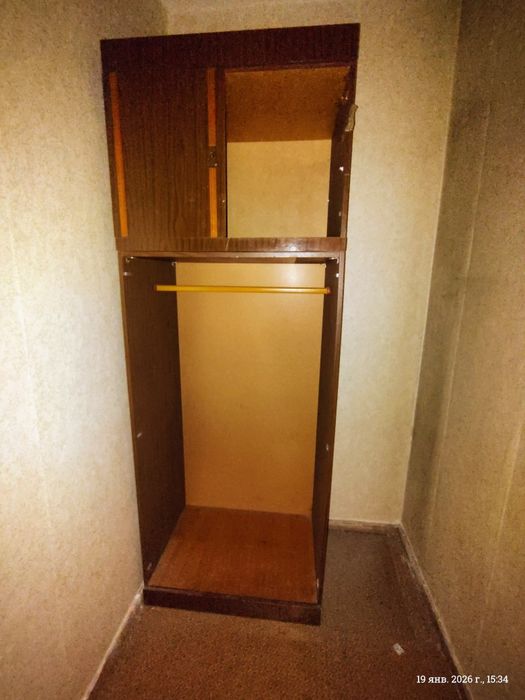 Продам шкаф советский