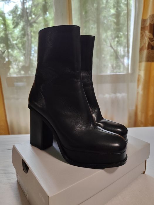 Ghete piele negre 39