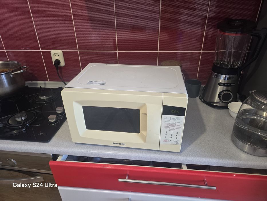 Микроаолновка Samsung