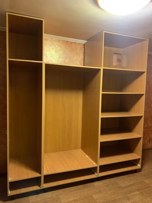 Продам шкаф ширина 3м