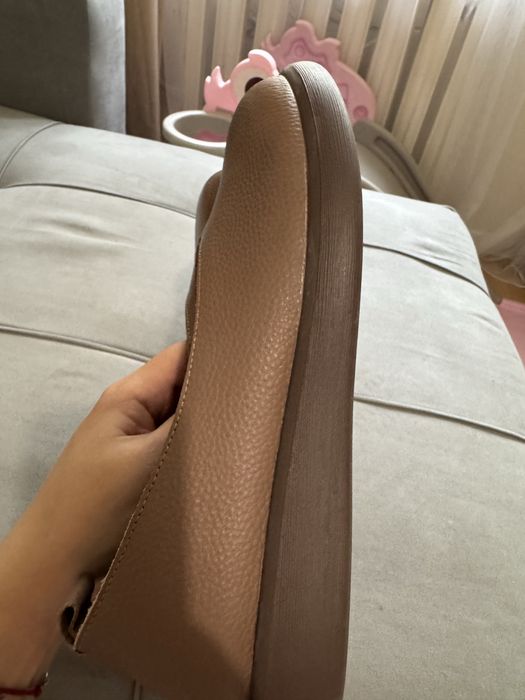 Продам летние босоножки