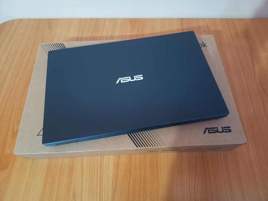 Laptopul ASUS ExpertBook B1502CBA Intel Core i5-1235U 8GB RAM