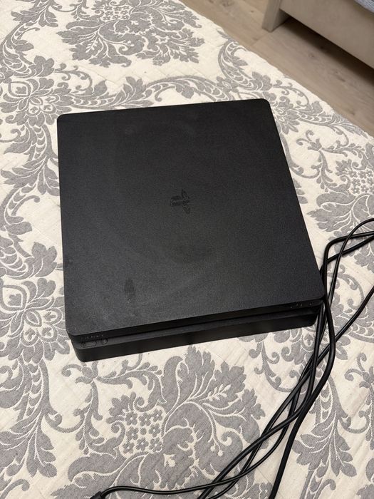 PlayStation 4 Slim — состояние Б/У
