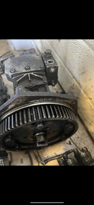 Pompa de injectie fendt favorit vario massey ferguson