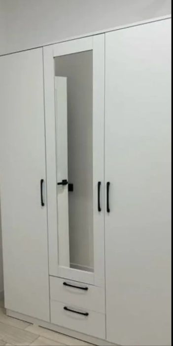 Продам шкаф для вещей