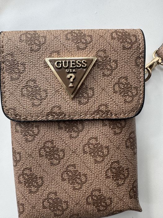 Продается сумка Guess