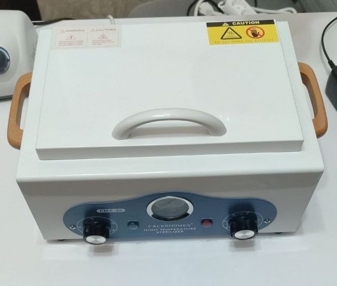 Сухожар для маникюрных инструментов б.у.