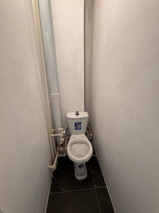 6/4да 2 хонали уй сотилади.