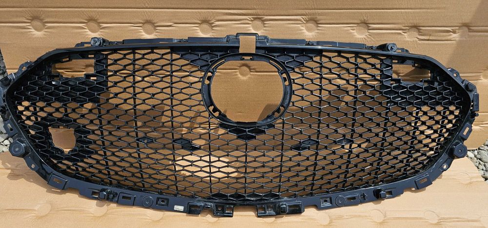 Grila radiator Mazda 3 Hatchback 2019 2020 2021 2022